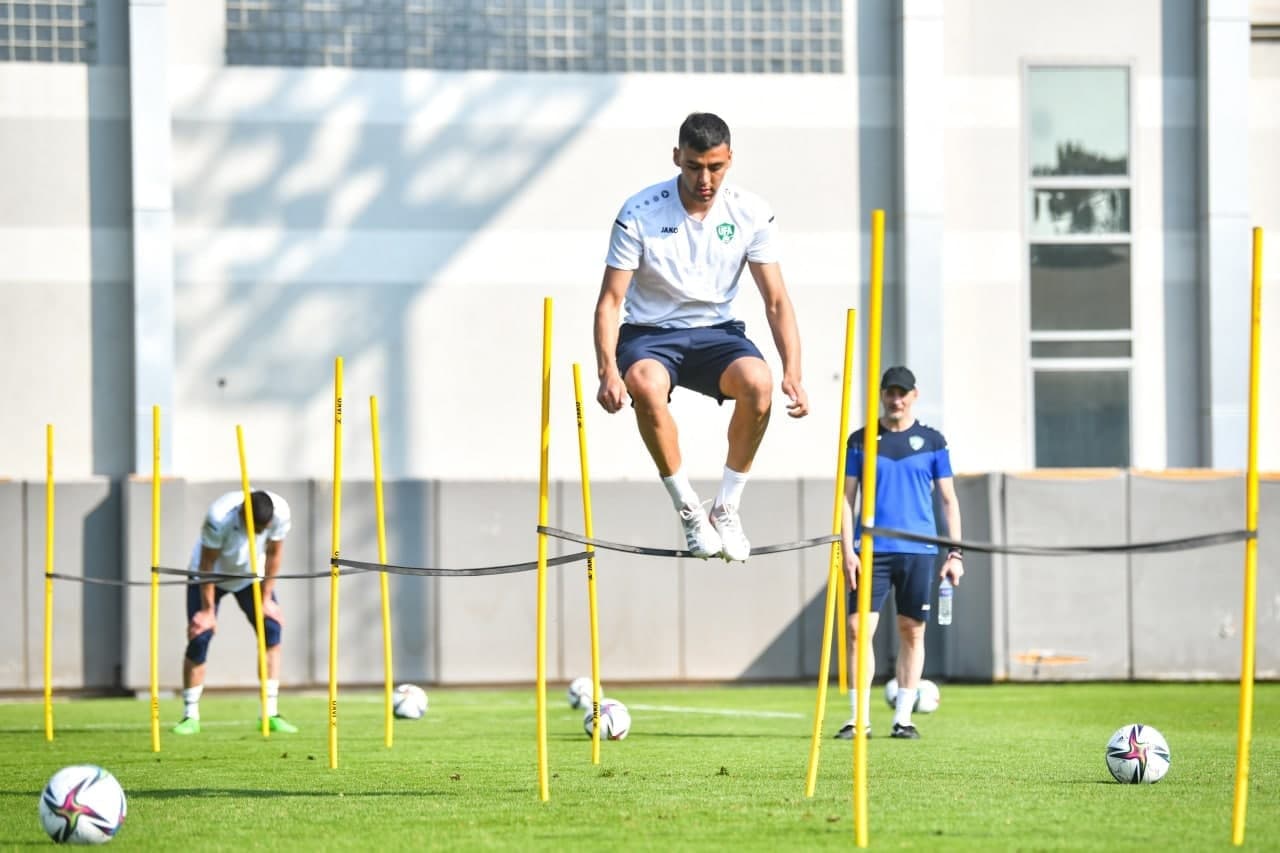 УЗБнинг Дубайдаги йиғини
