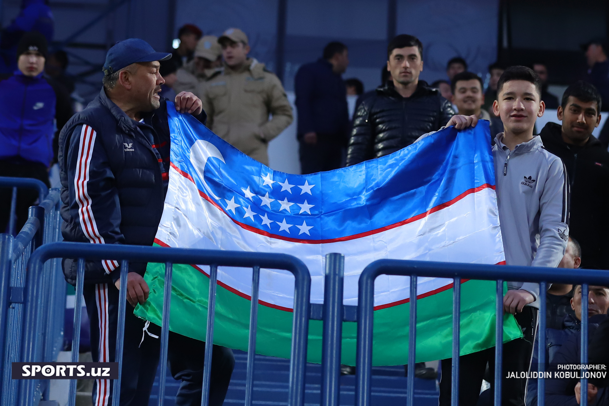 Uzbekistan - Uganda muxlislar