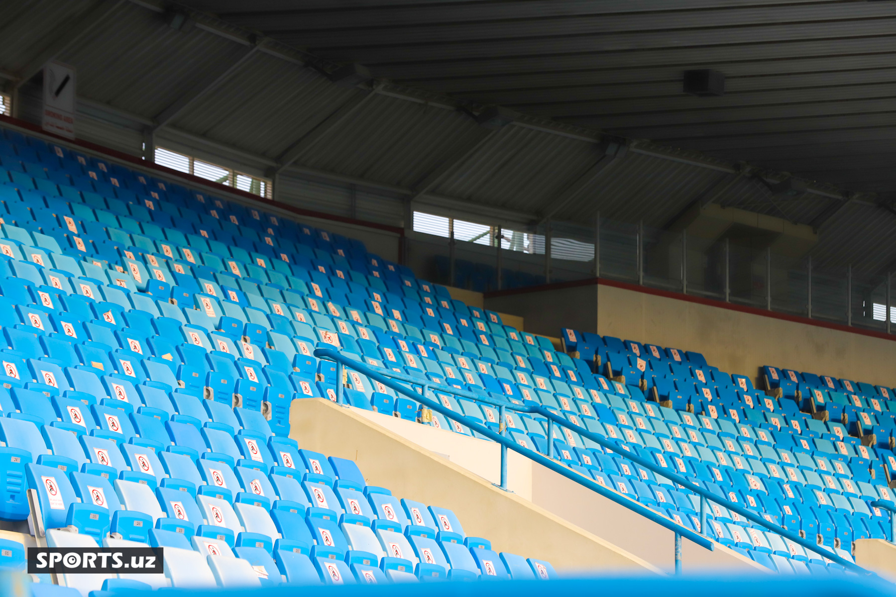 Nasaf razdevalka stadion