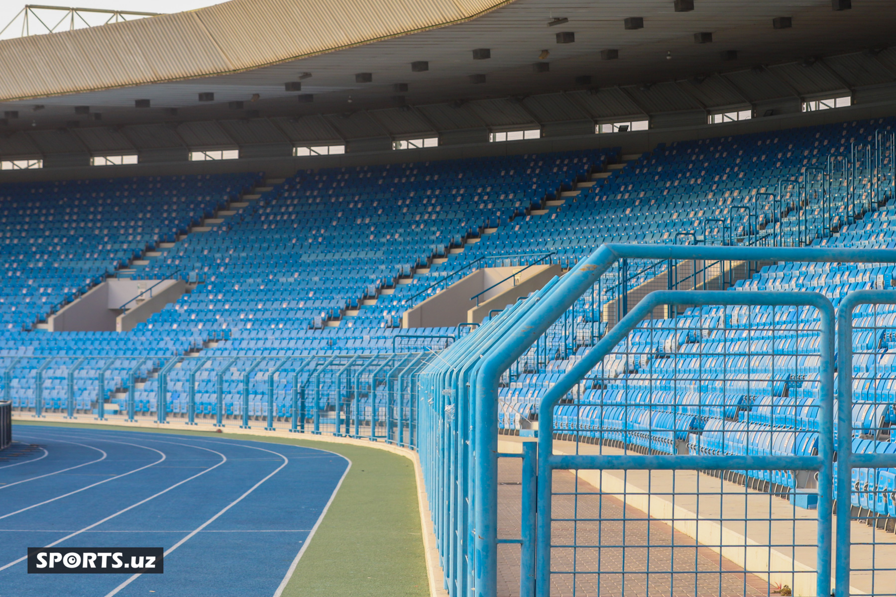 Nasaf razdevalka stadion