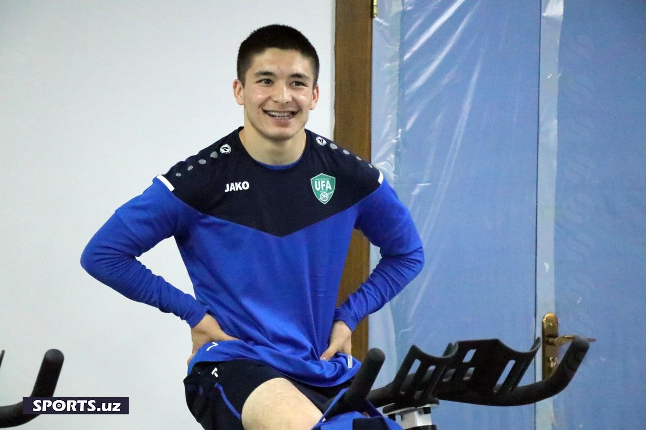 U23 Узб тренировка