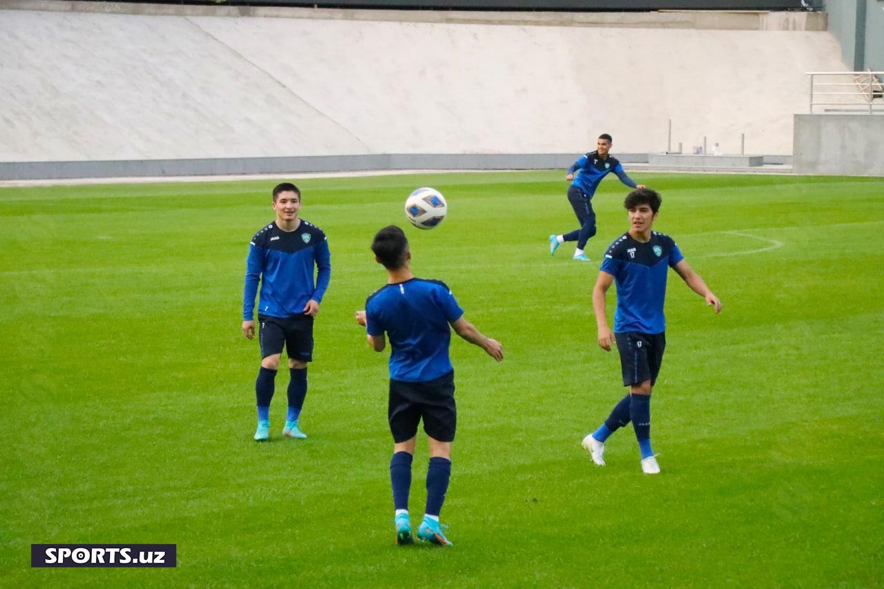 U23 Узб тренировка