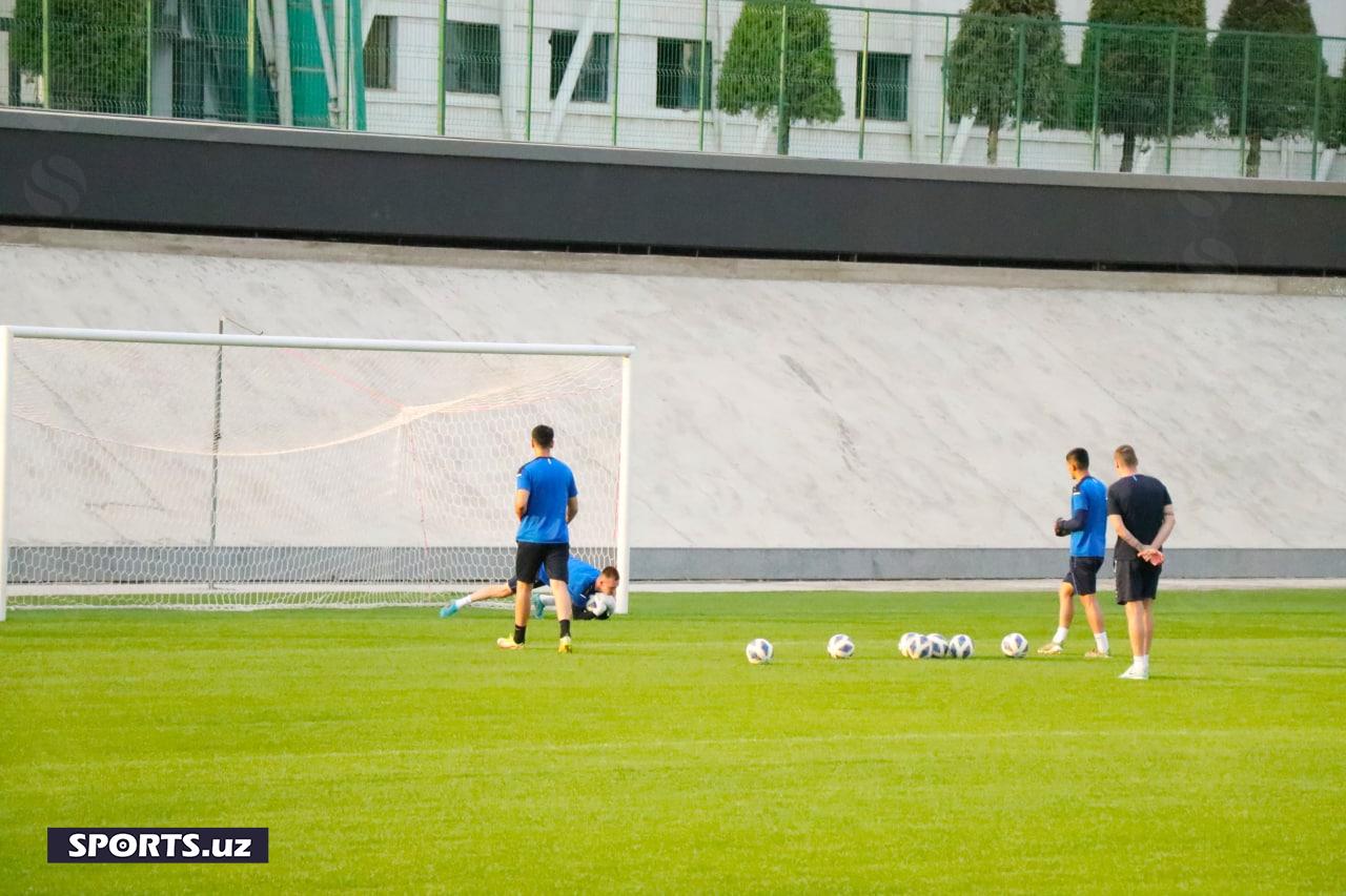 U23 Узб тренировка