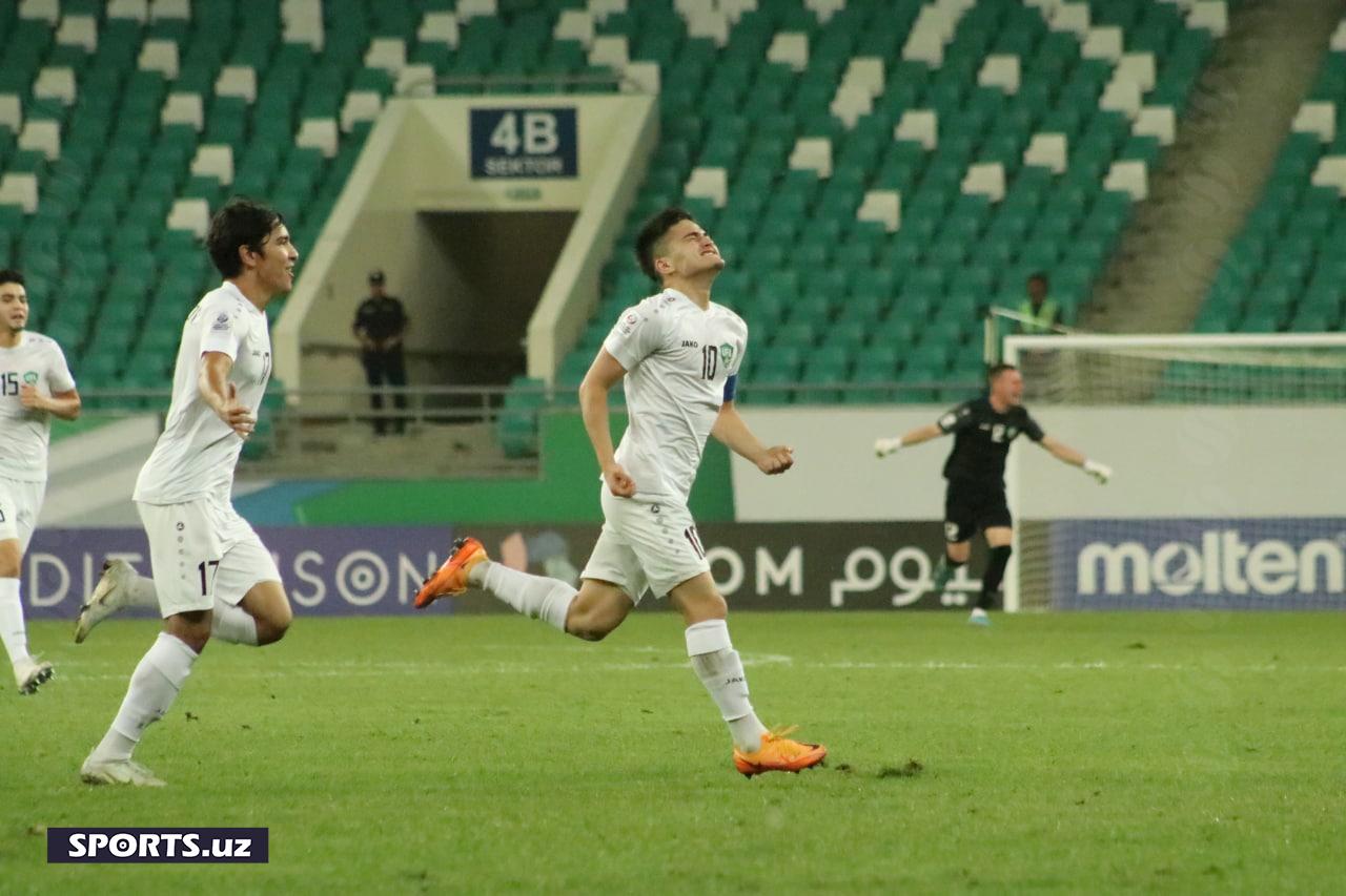 Узб - Япония 2:0