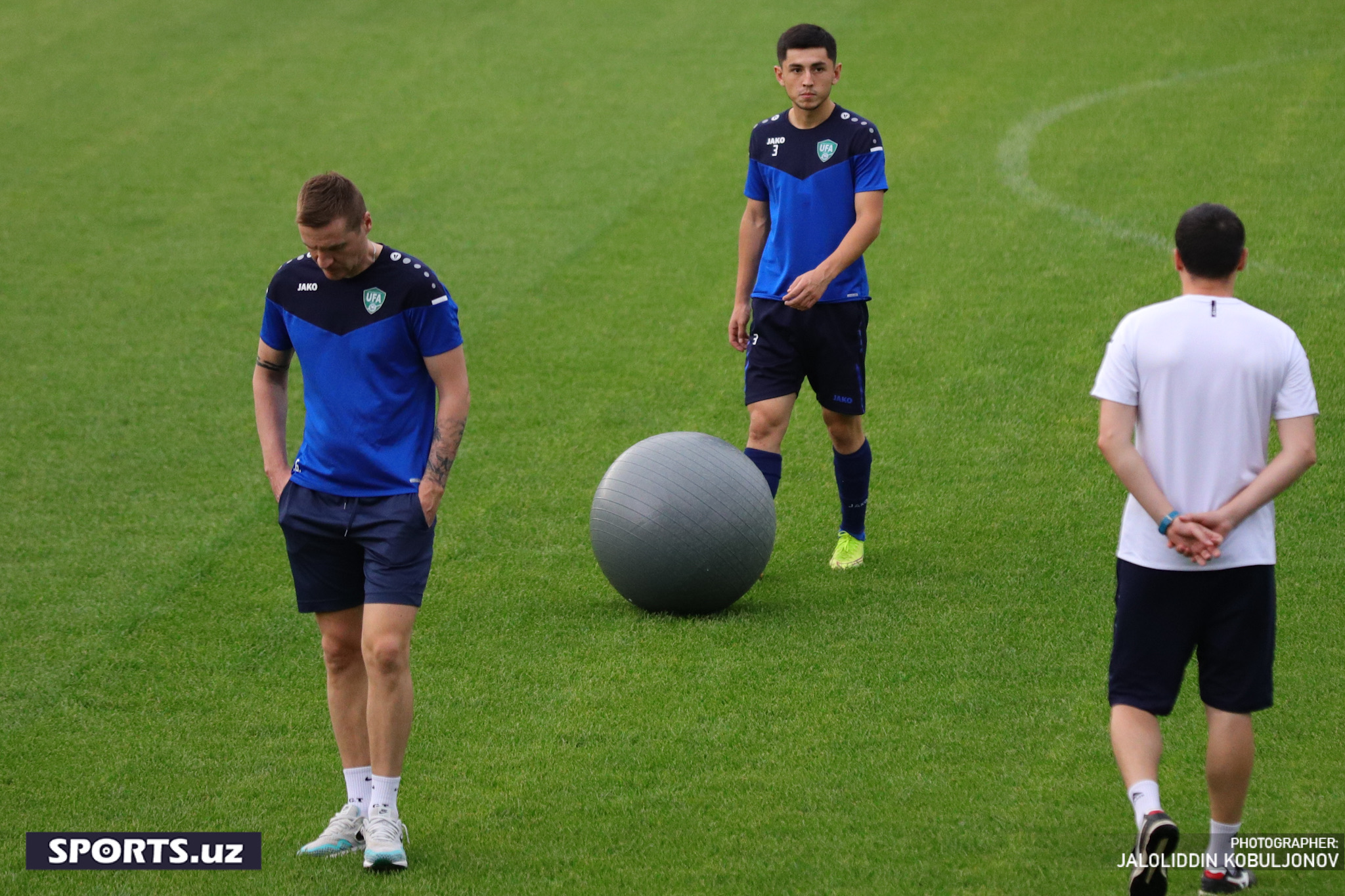 Uzbekistan U23 training