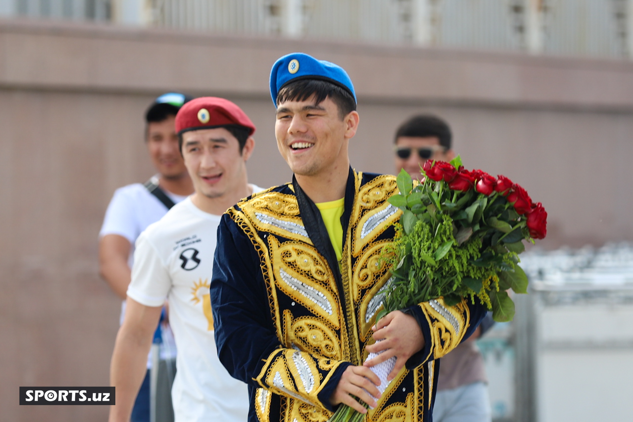 Бектемир ва Элнур Тошкентга қайтди