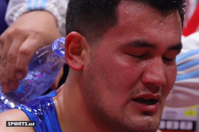Boks. O'zbekiston chempionati Bahodir Jalolov