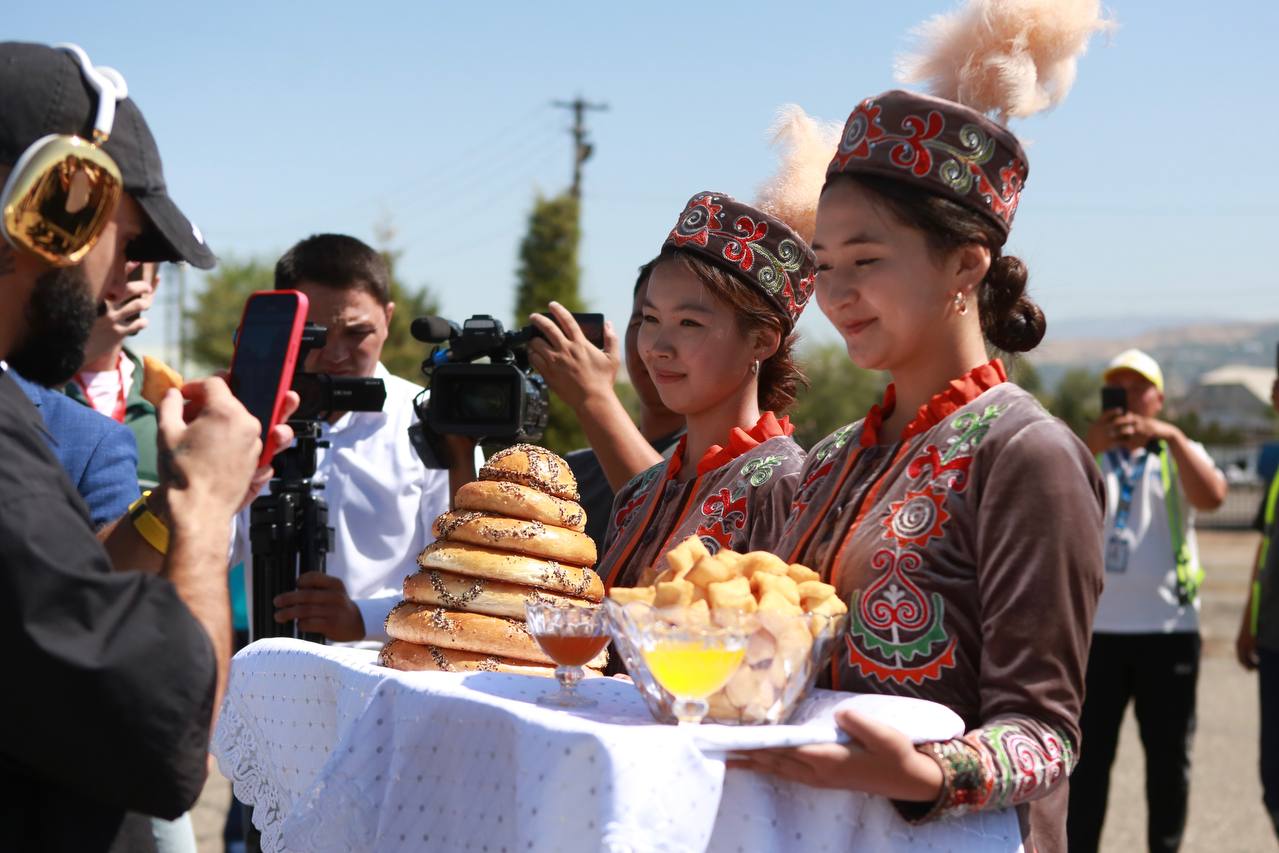 Барселона академияси очилиши