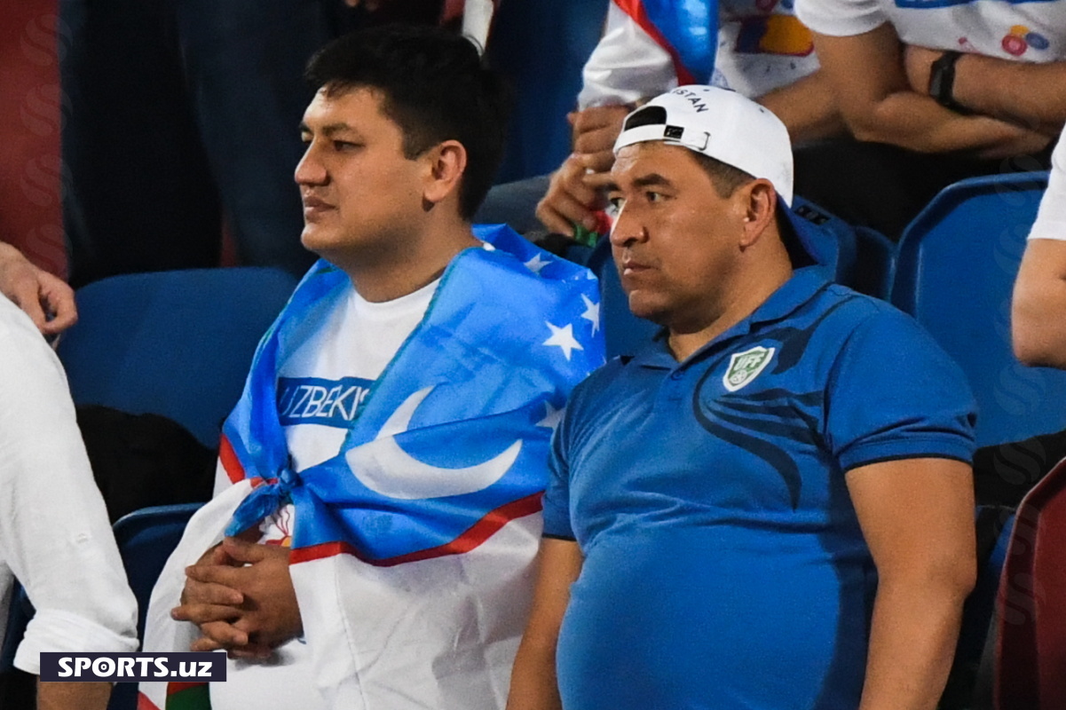 aus_uzb fans