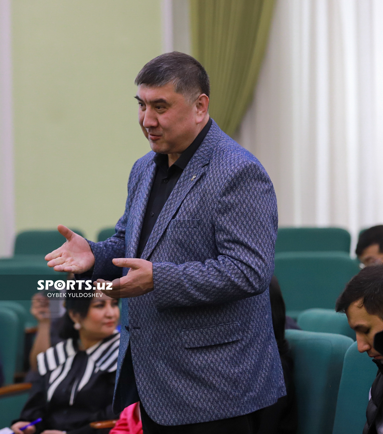 МОҚ матбуот анжумани Кападзе ва ЎФА иштирокида