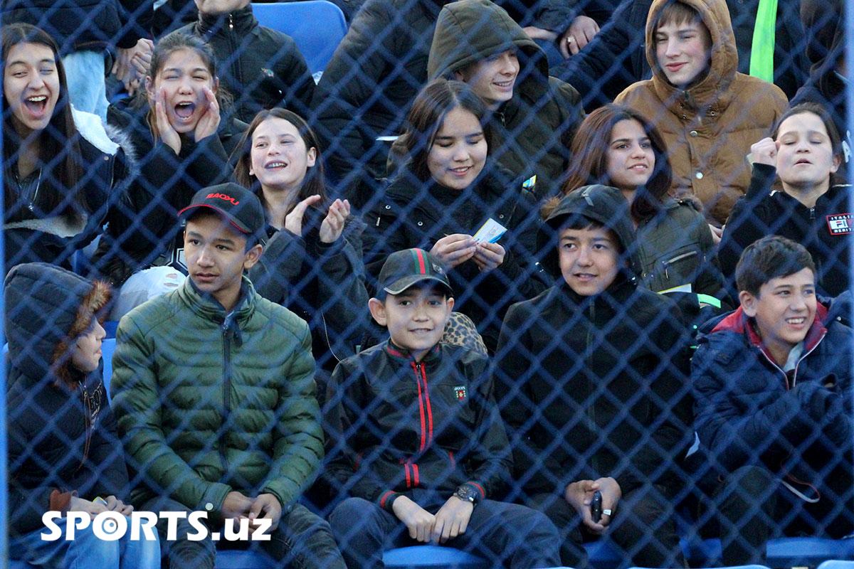 fans