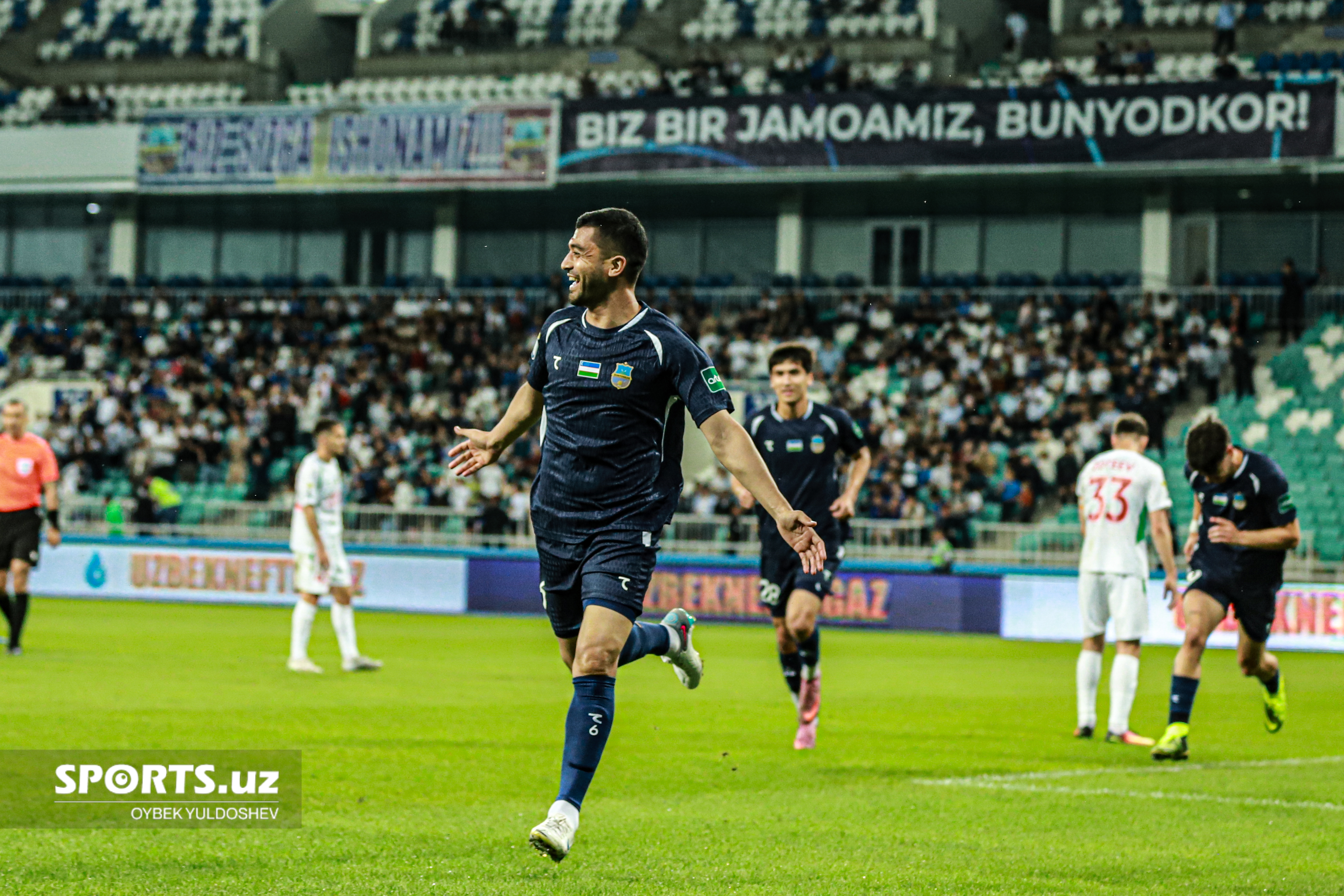 Бунёдкор - Локомотив - 2:0