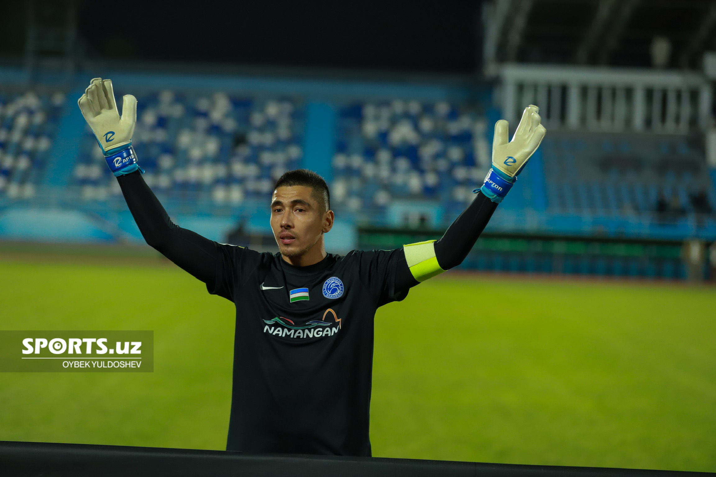 Lokomotiv - Navbahor