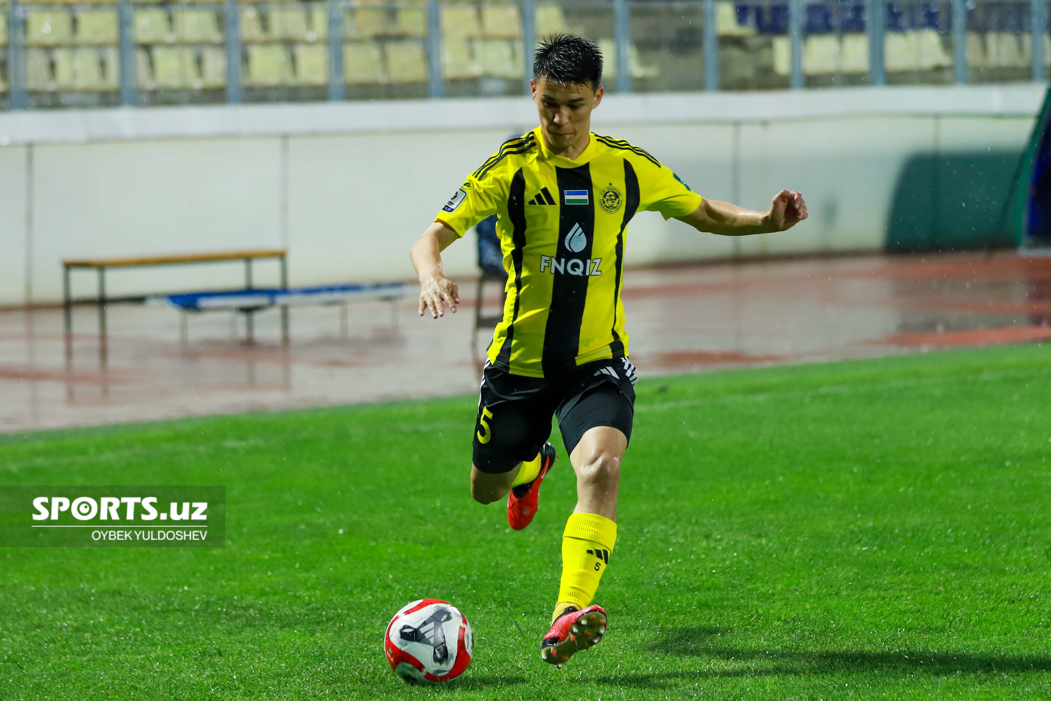 OKMK - Neftchi (0:0)