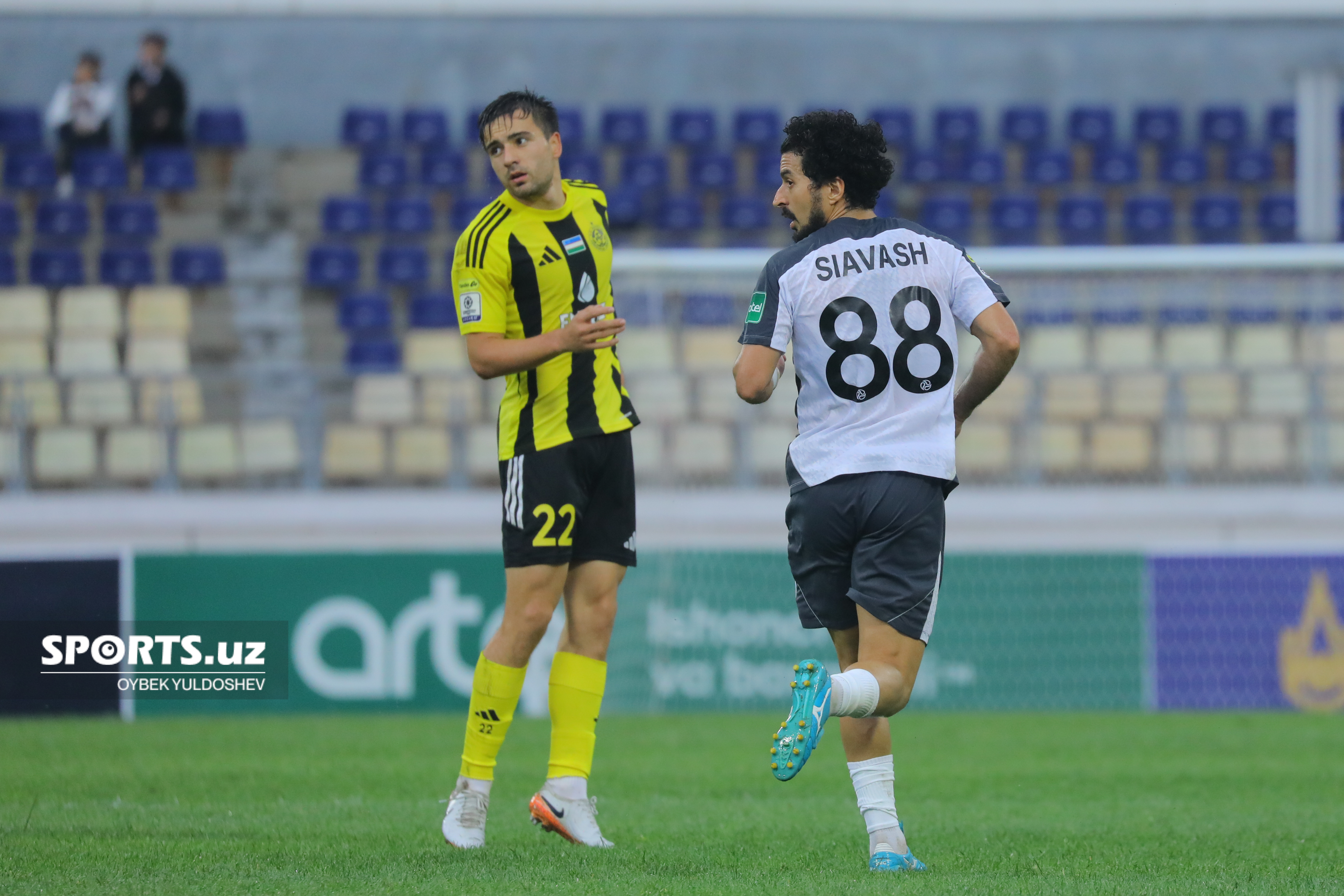 OKMK - Neftchi (0:0)