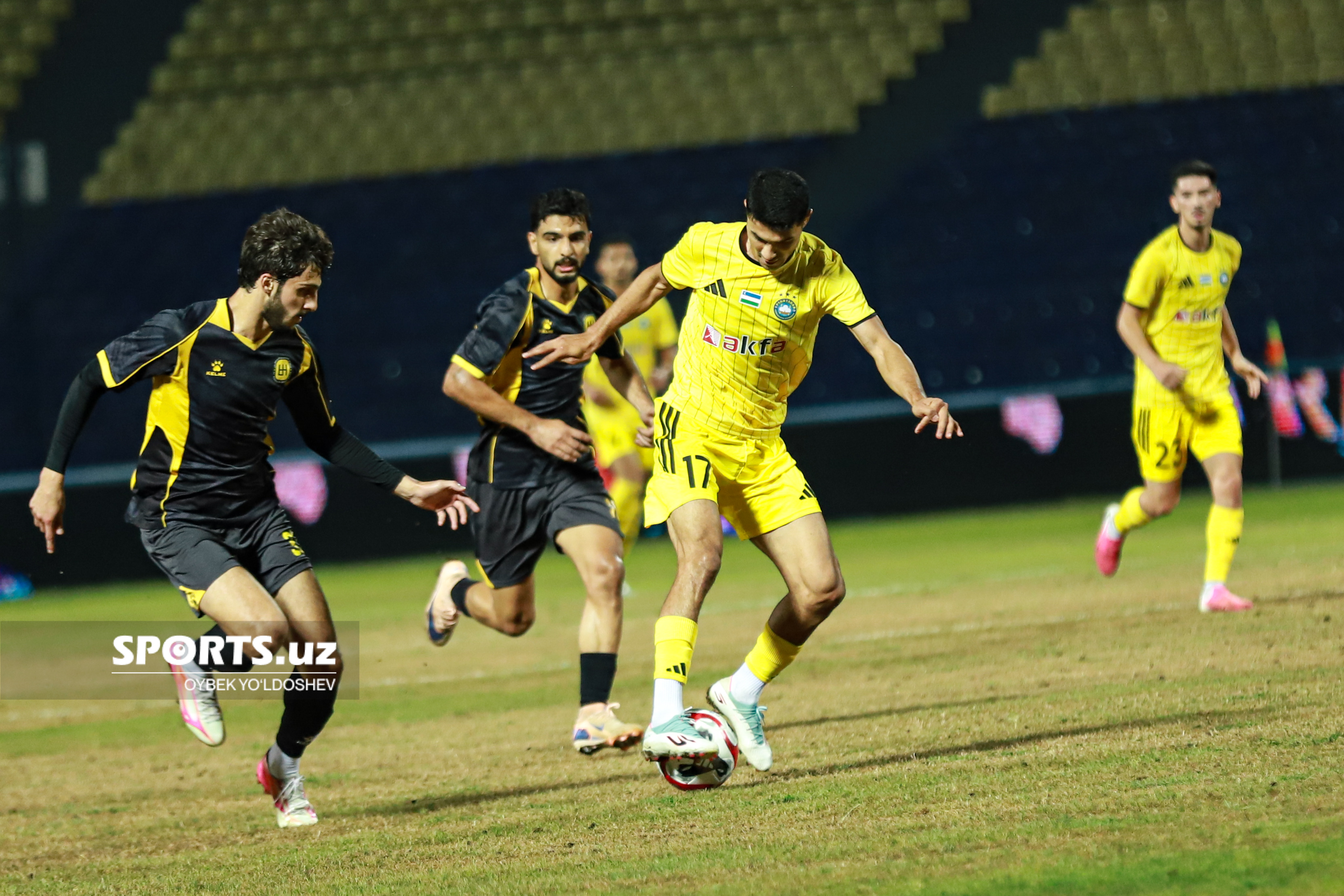 Pakhtakor - Al-Hussayn 3:0