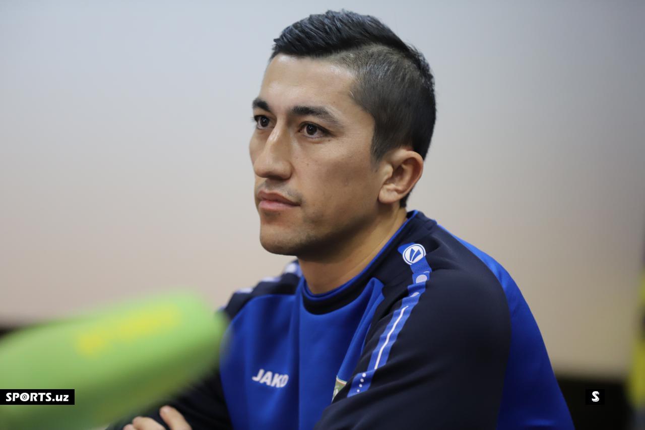 Uzbekistan training and press conferation