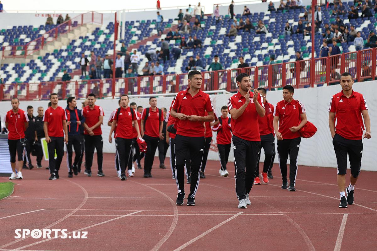 pre_match_fans