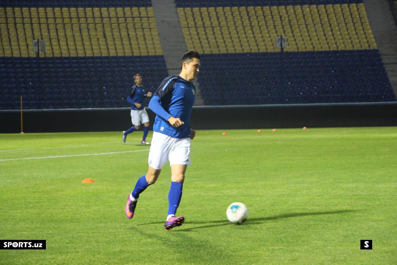 Uzbekistan training and press conferation