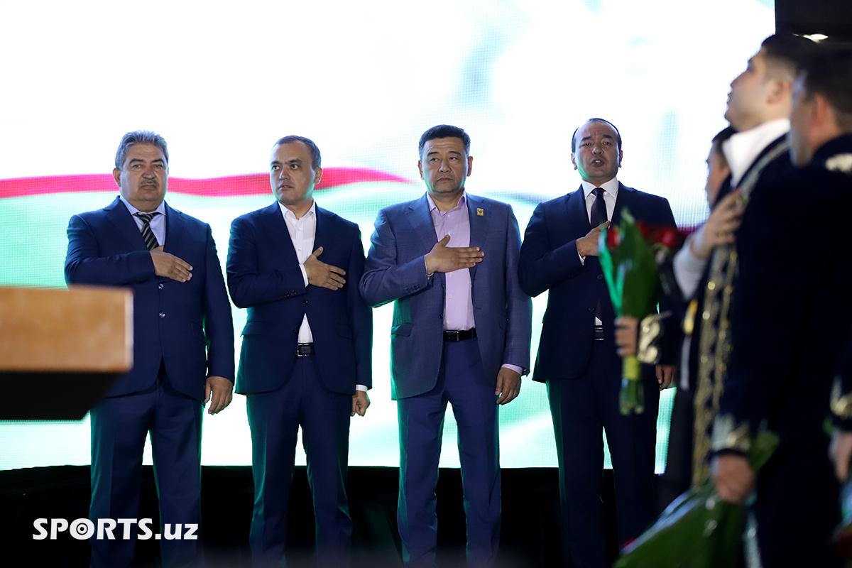 Boks bo'yicha Jahon chempionati. Bokschilarni kutib olish
