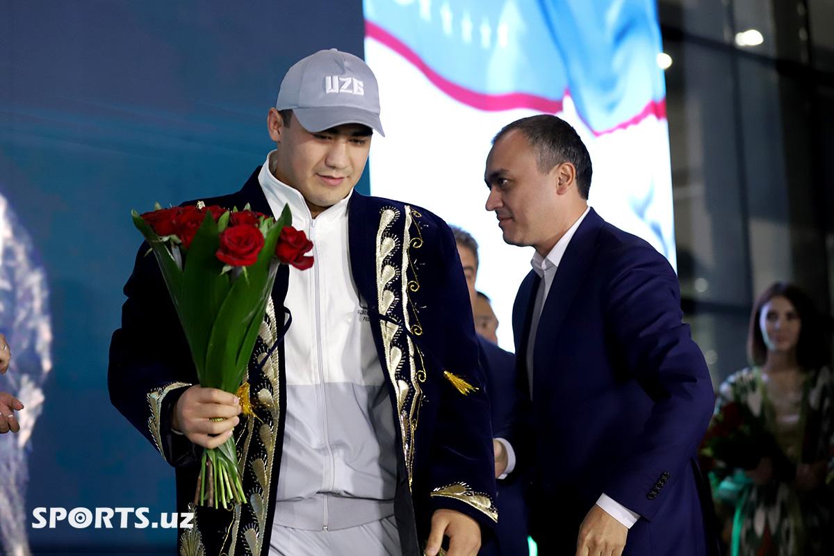 Boks bo'yicha Jahon chempionati. Bokschilarni kutib olish