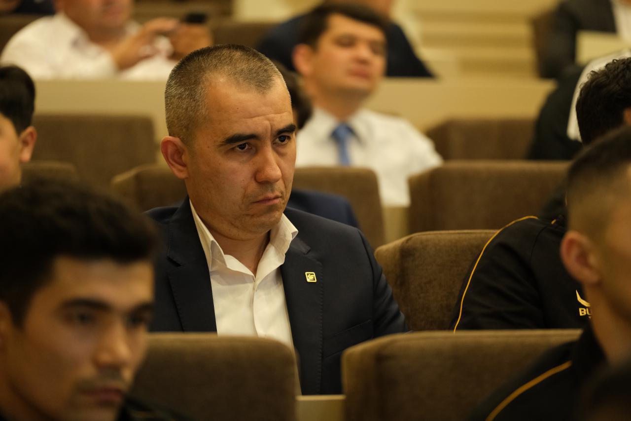 Бокс матбуот анжумани