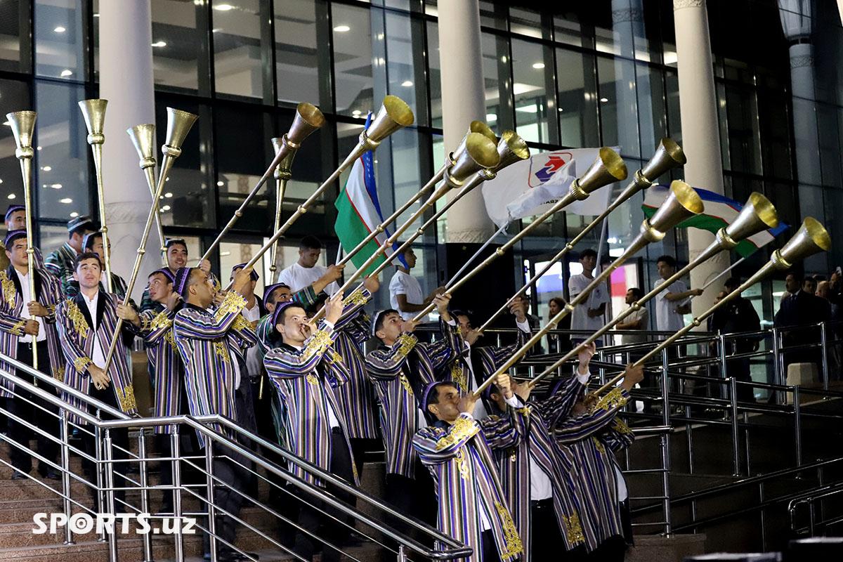 Boks bo'yicha Jahon chempionati. Bokschilarni kutib olish