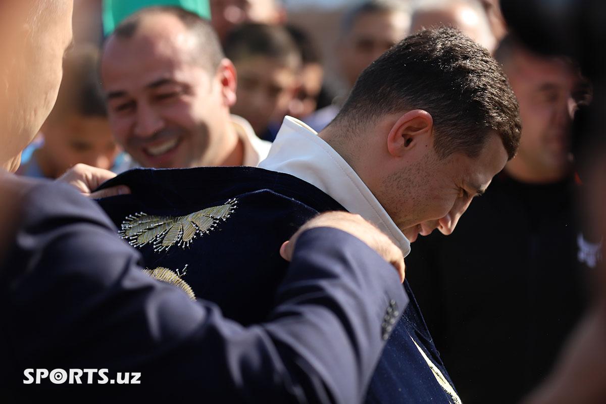 isroil madrimov kutib olish 07-10-2019