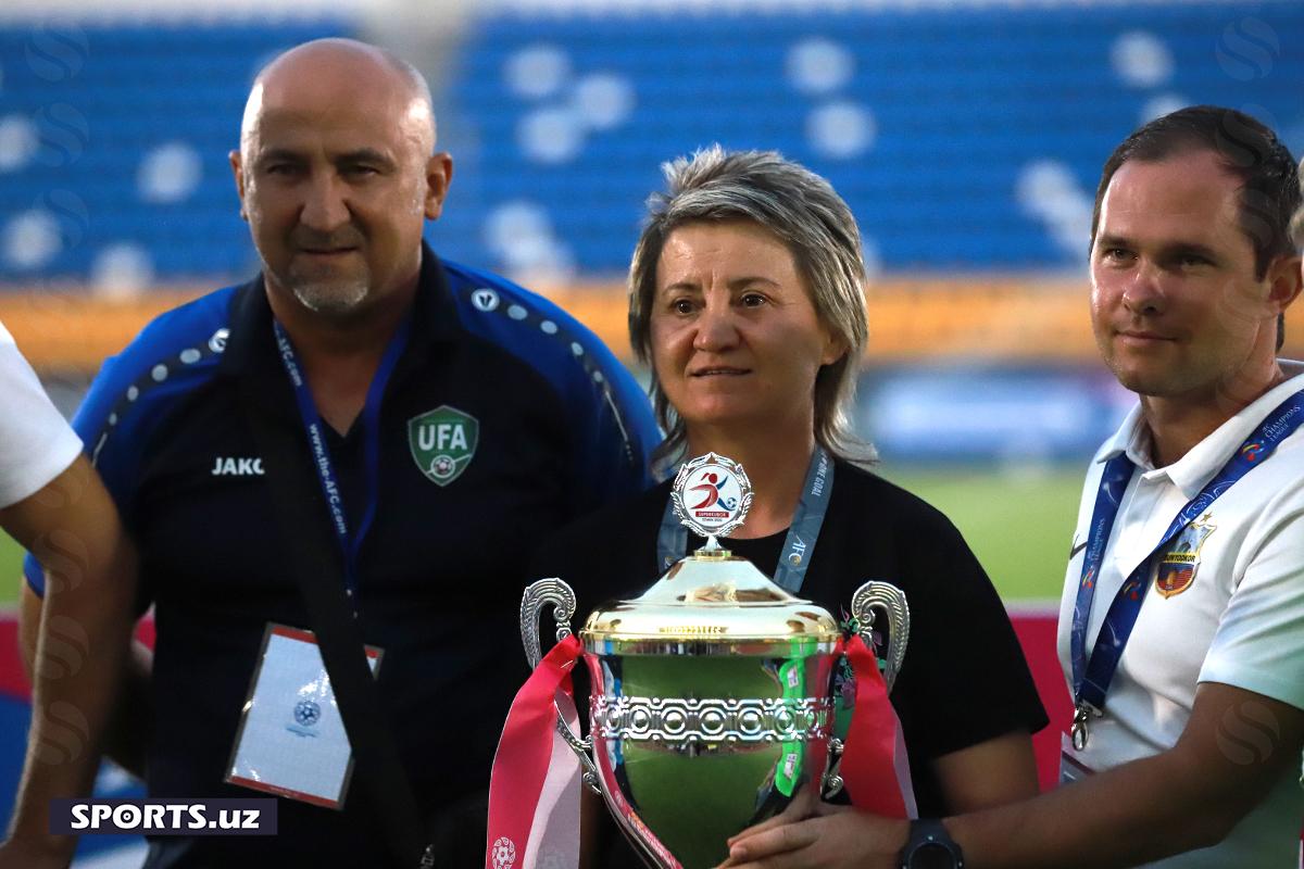 Uzbekistan Women's Super Cup 2020 Ceremony