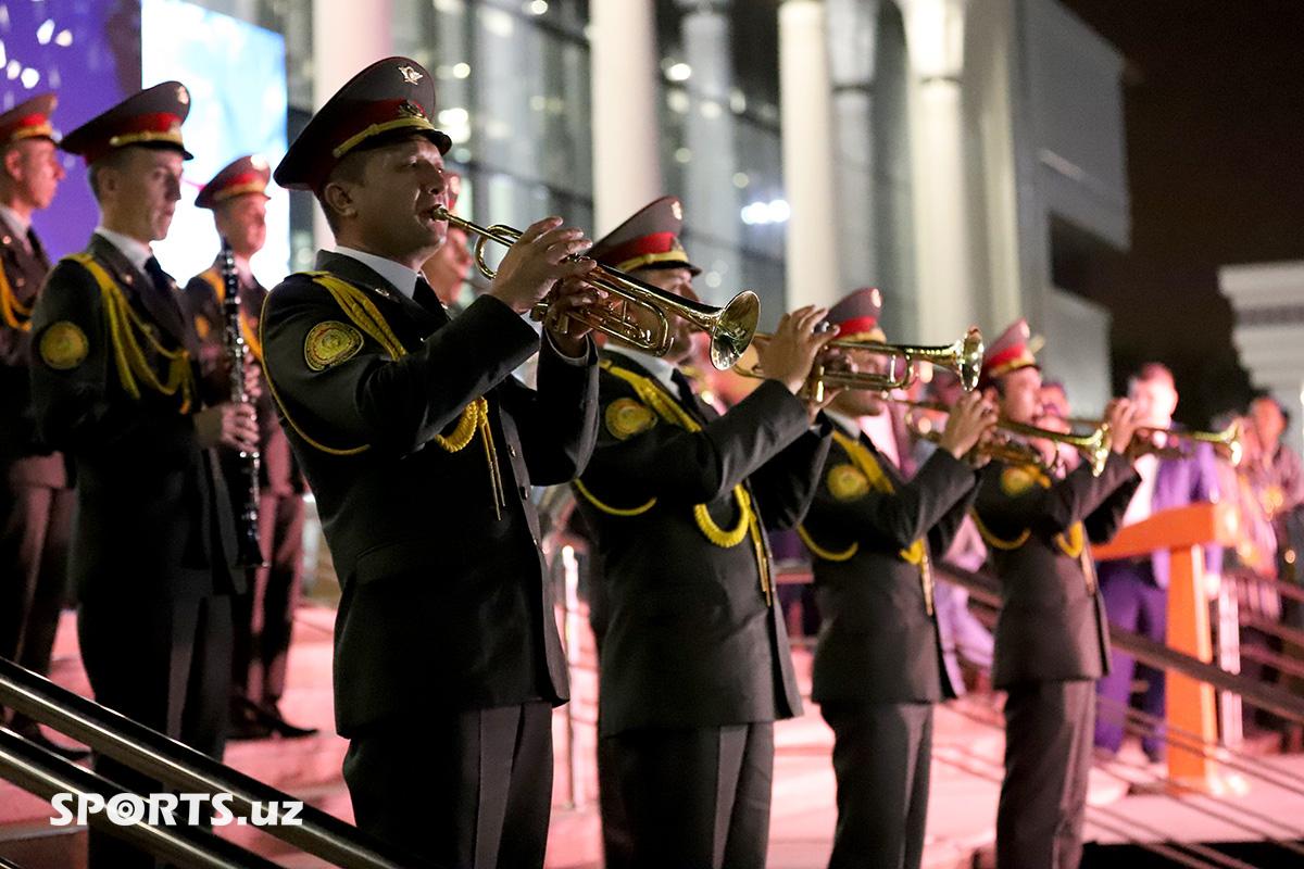 Boks bo'yicha Jahon chempionati. Bokschilarni kutib olish