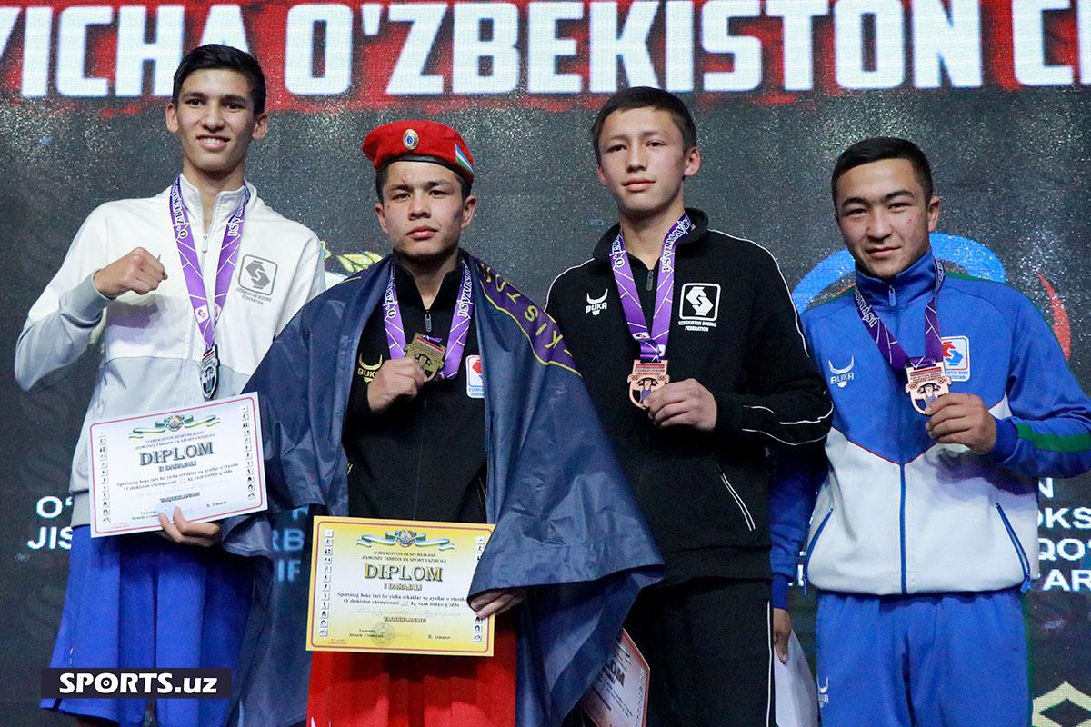 Бокс. Чемпионлар тақдирланди (эркаклар)