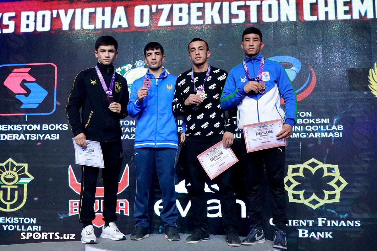 Бокс. Чемпионлар тақдирланди (эркаклар)