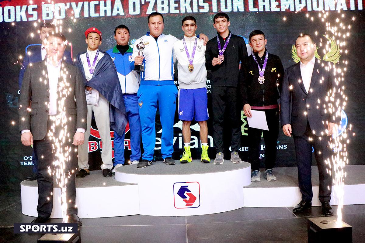 Бокс. Чемпионлар тақдирланди (эркаклар)