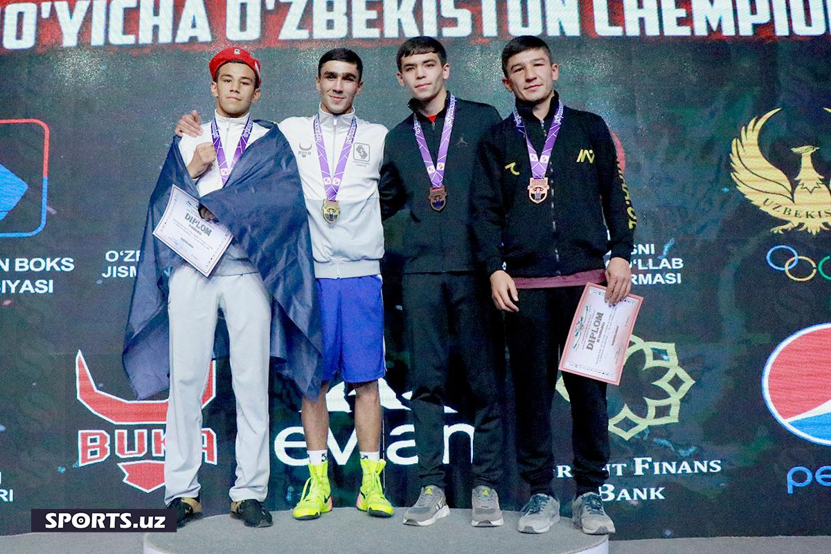 Бокс. Чемпионлар тақдирланди (эркаклар)