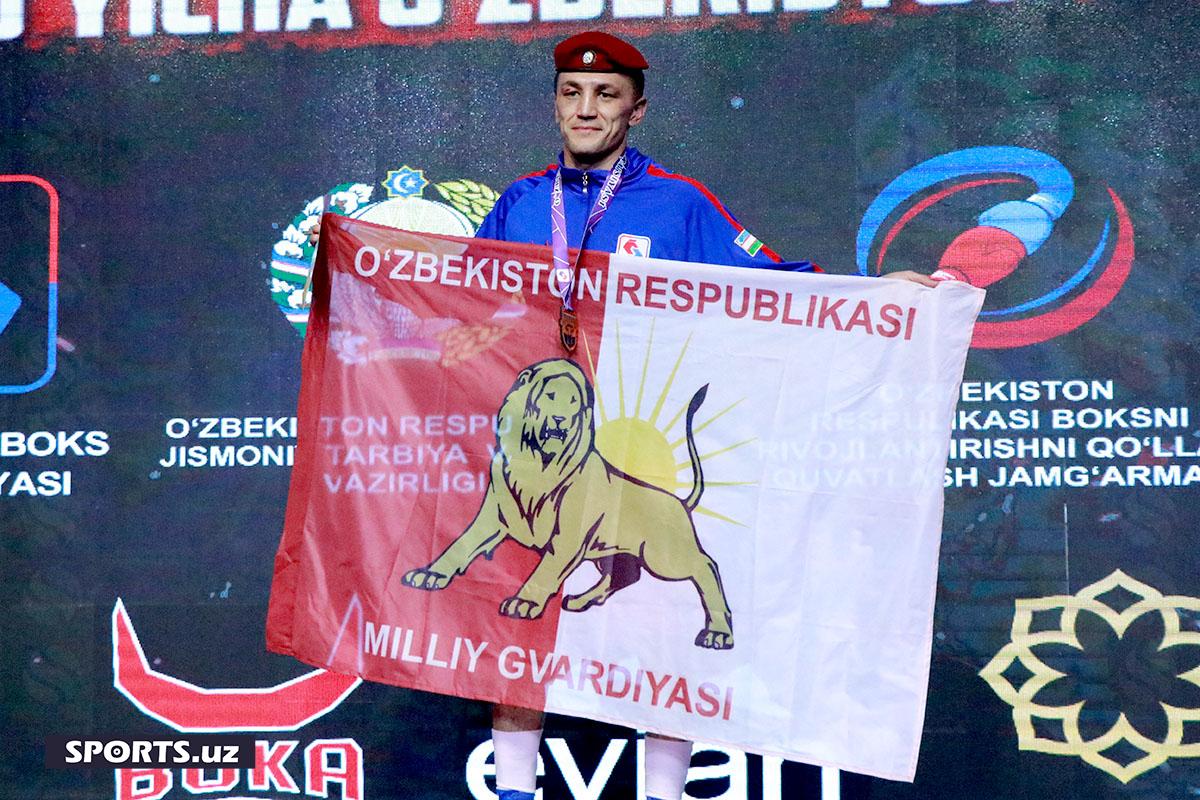 Бокс. Чемпионлар тақдирланди (эркаклар)