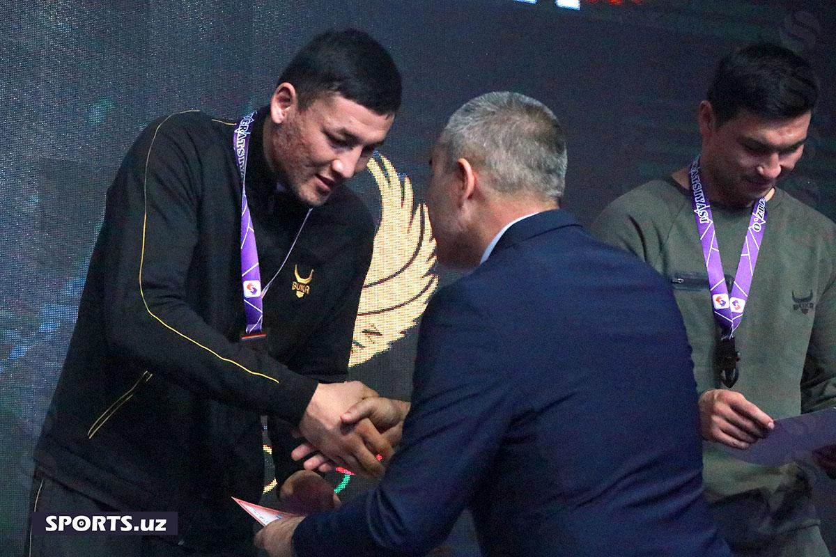 Бокс. Чемпионлар тақдирланди (эркаклар)