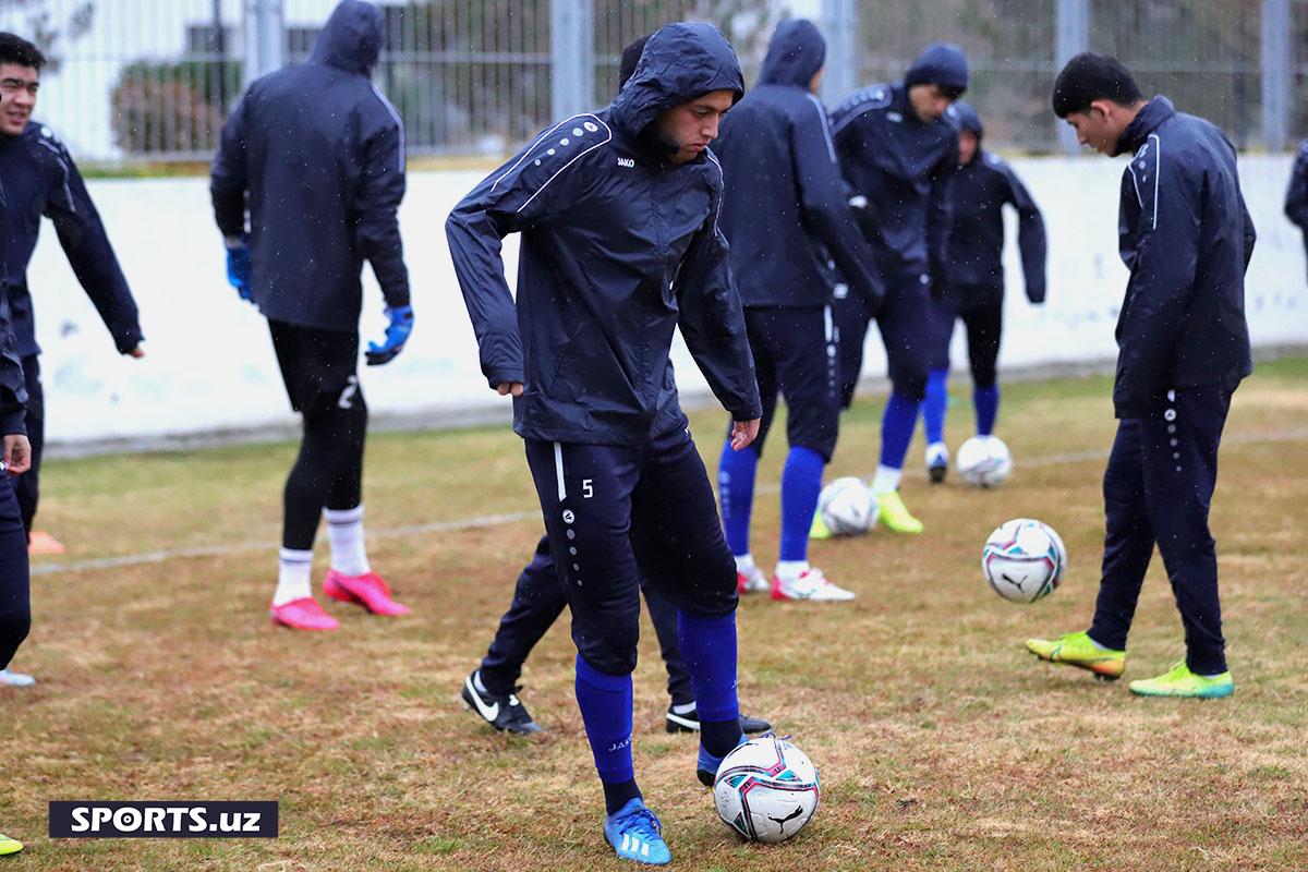 Ўзбекистон (U-22) машғулотлари бошланди