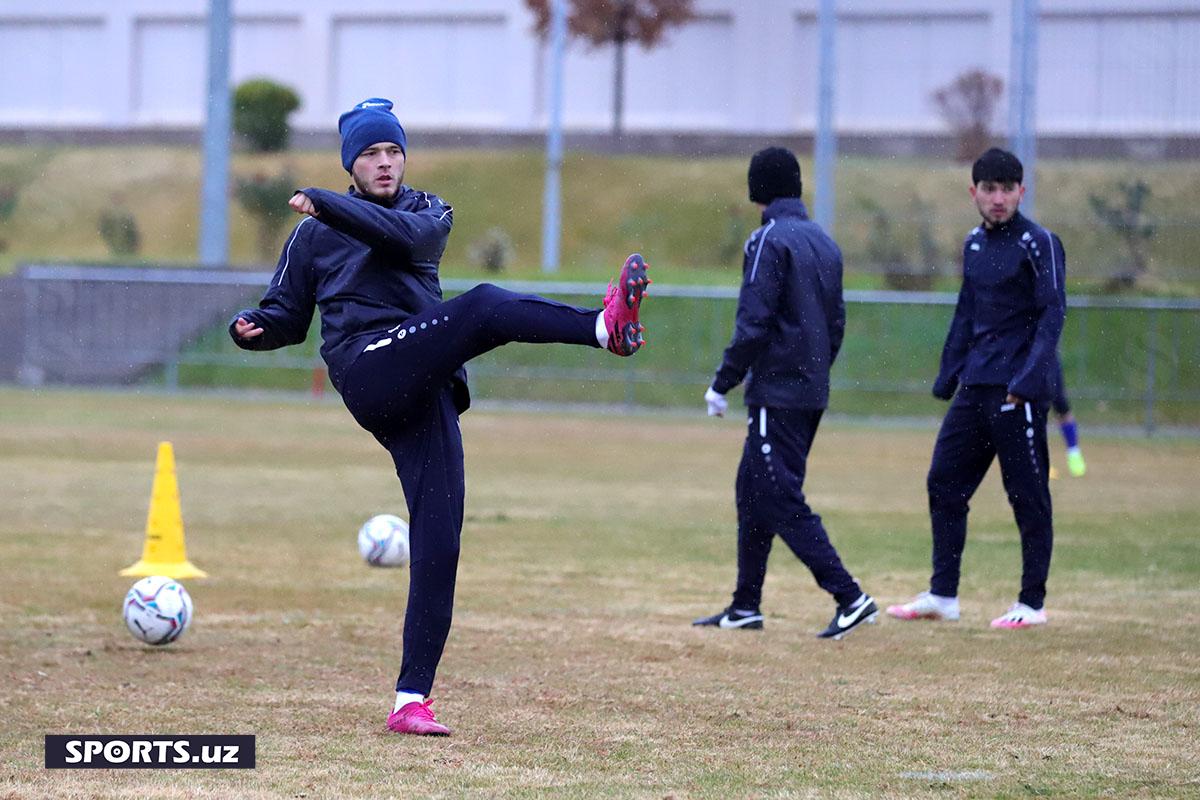 Ўзбекистон (U-22) машғулотлари бошланди
