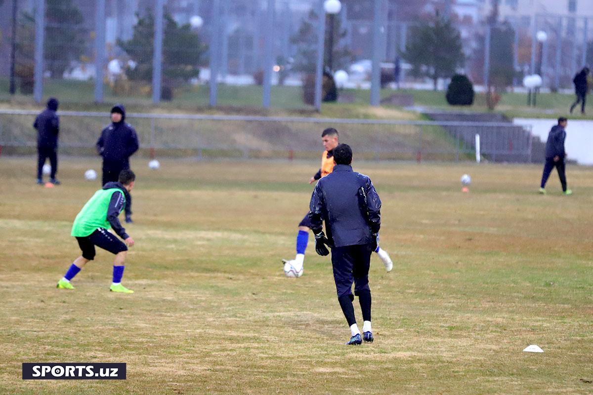 Ўзбекистон (U-22) машғулотлари бошланди