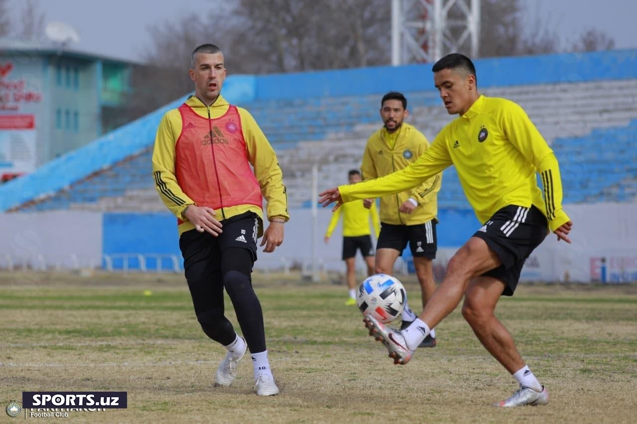 Pakhtakor mashg'ulot