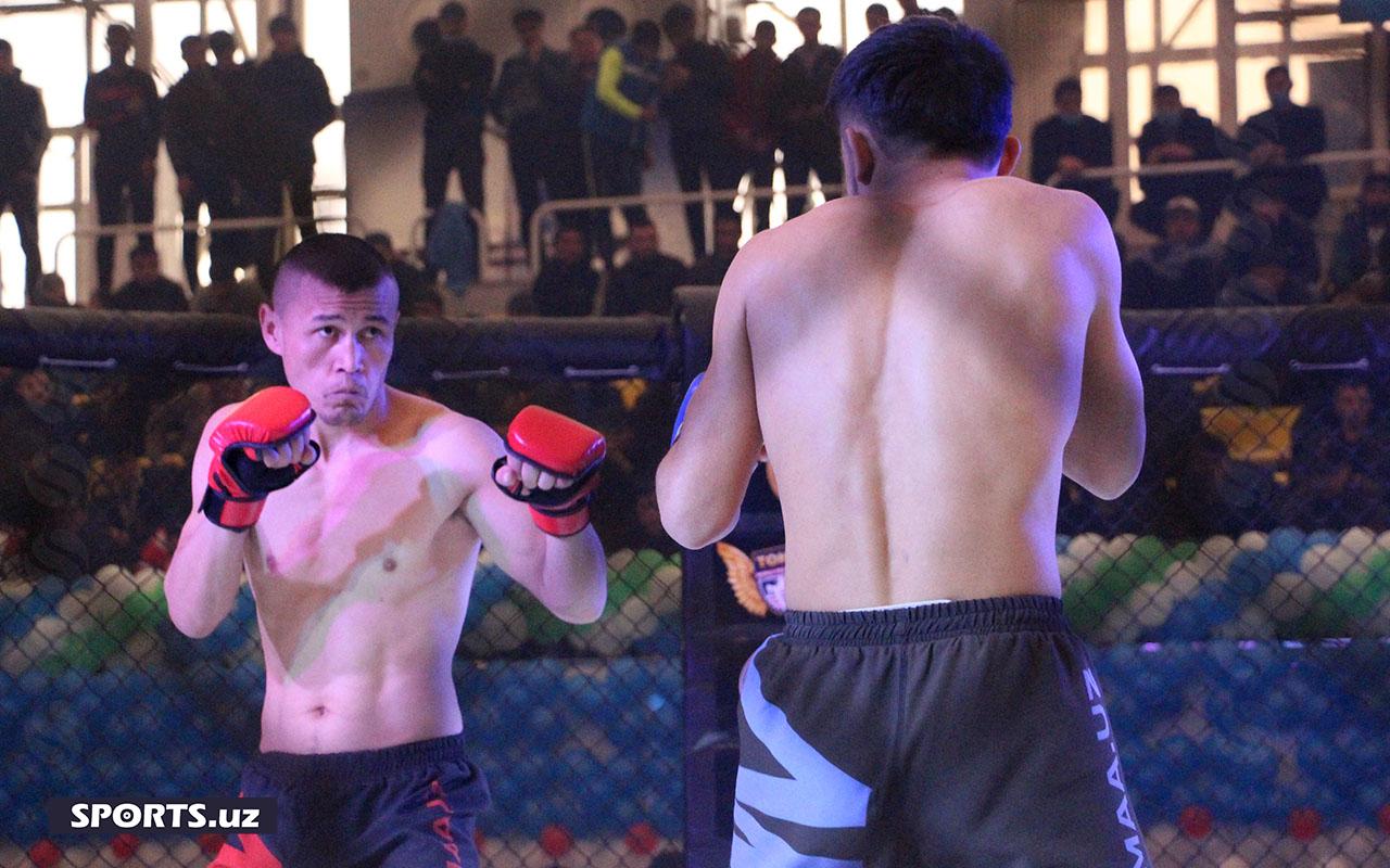 Наманган ММА профессионал жанглар ва тақдирлаш