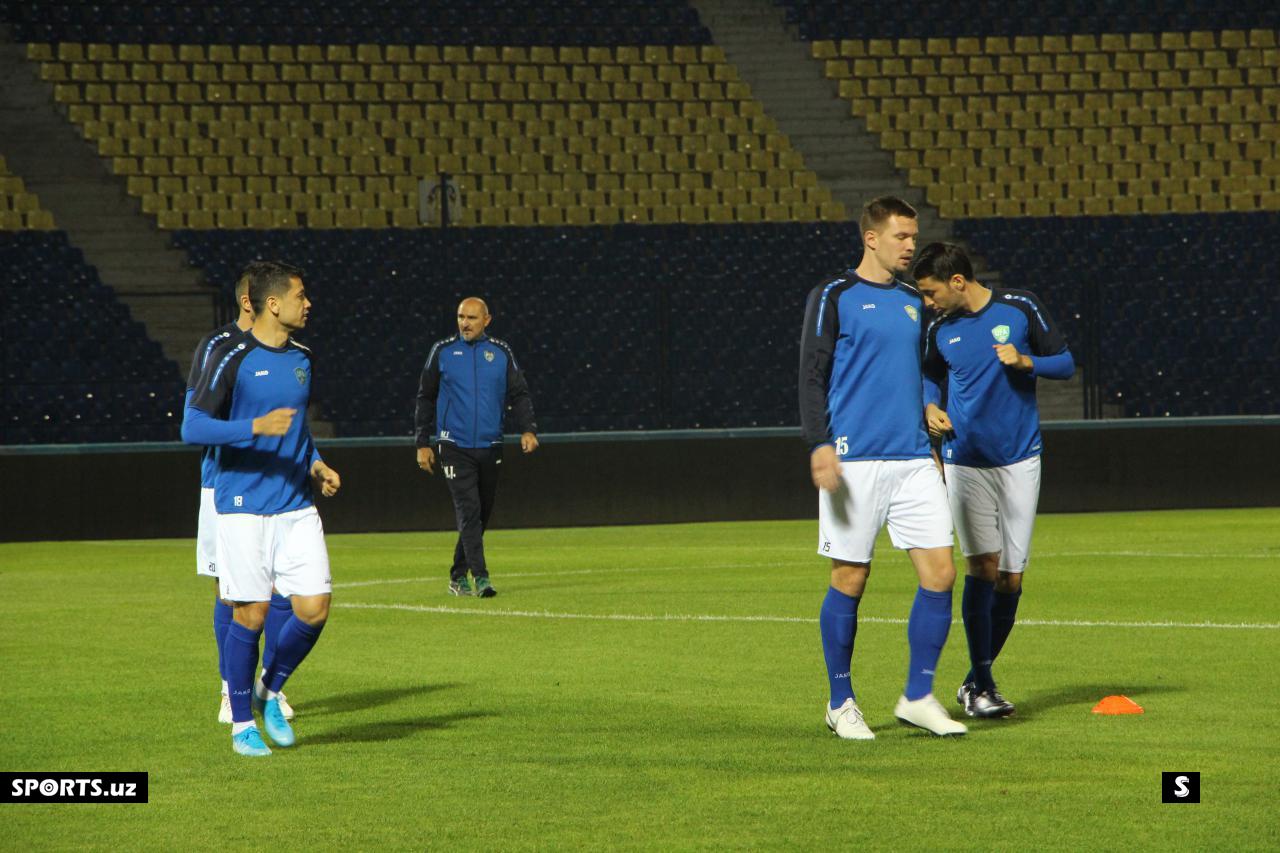 Uzbekistan training and press conferation