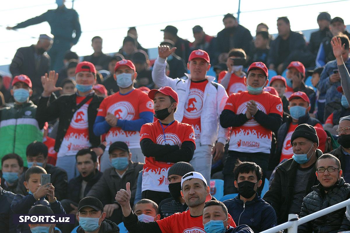 Turon-Lokomotiv muxlislar