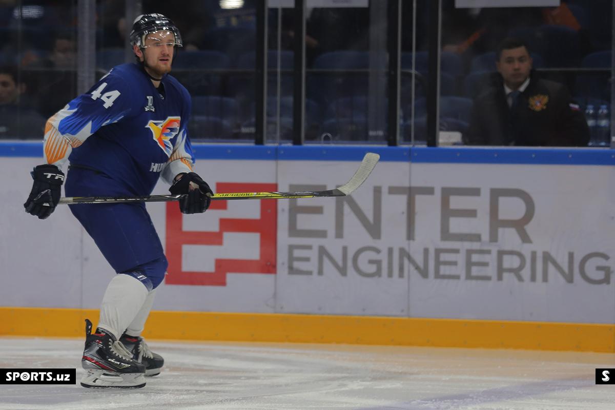 VHL. HUMO - METALLURG 7:5