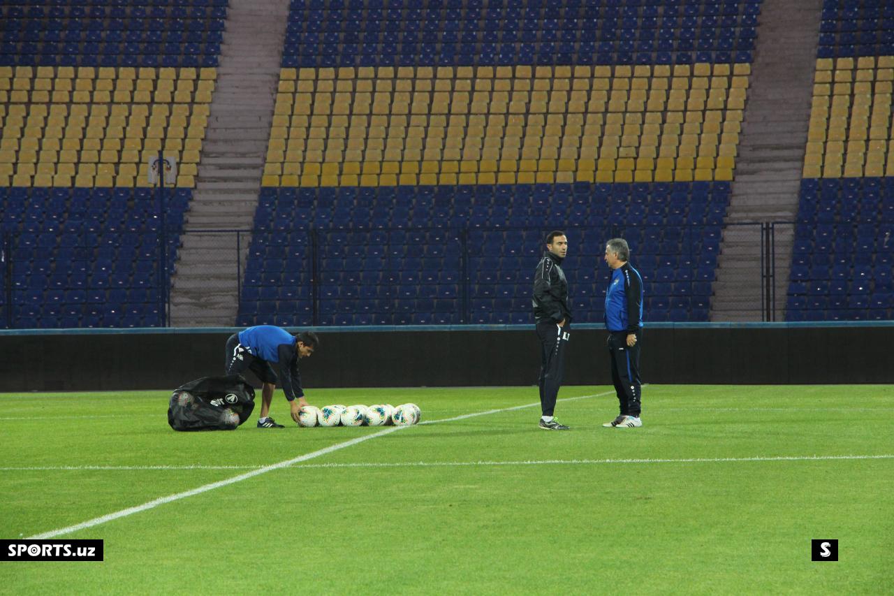 Uzbekistan training and press conferation