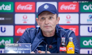 Aleksandr Xomyakov: Klassda farq bor. Ularda terma jamoa darajasidagi nomlar harakat qiladi