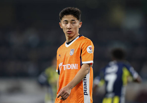 Eldor Shomurodov hamda Abbosbek Fayzullaev kechagi uchrashuvda qanday statistika qayd etdi?