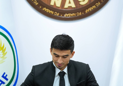 "Насаф" продлил контракт с Абдувахидом  Неъматов