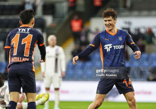 Ўзбекистонлик футболчи Туркия Суперлигасида тур рамзий жамоасига киритилди!