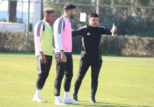 "Нефтчи"нинг Анталиядаги йиғинига Европадан мутахассислар жалб қилинди. Бош мураббий яна нималарни айтди?